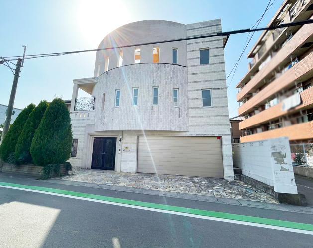 House for Sale: 258,000,000 JPY, 205.53 m2 (Building) in Saitama-shi ...